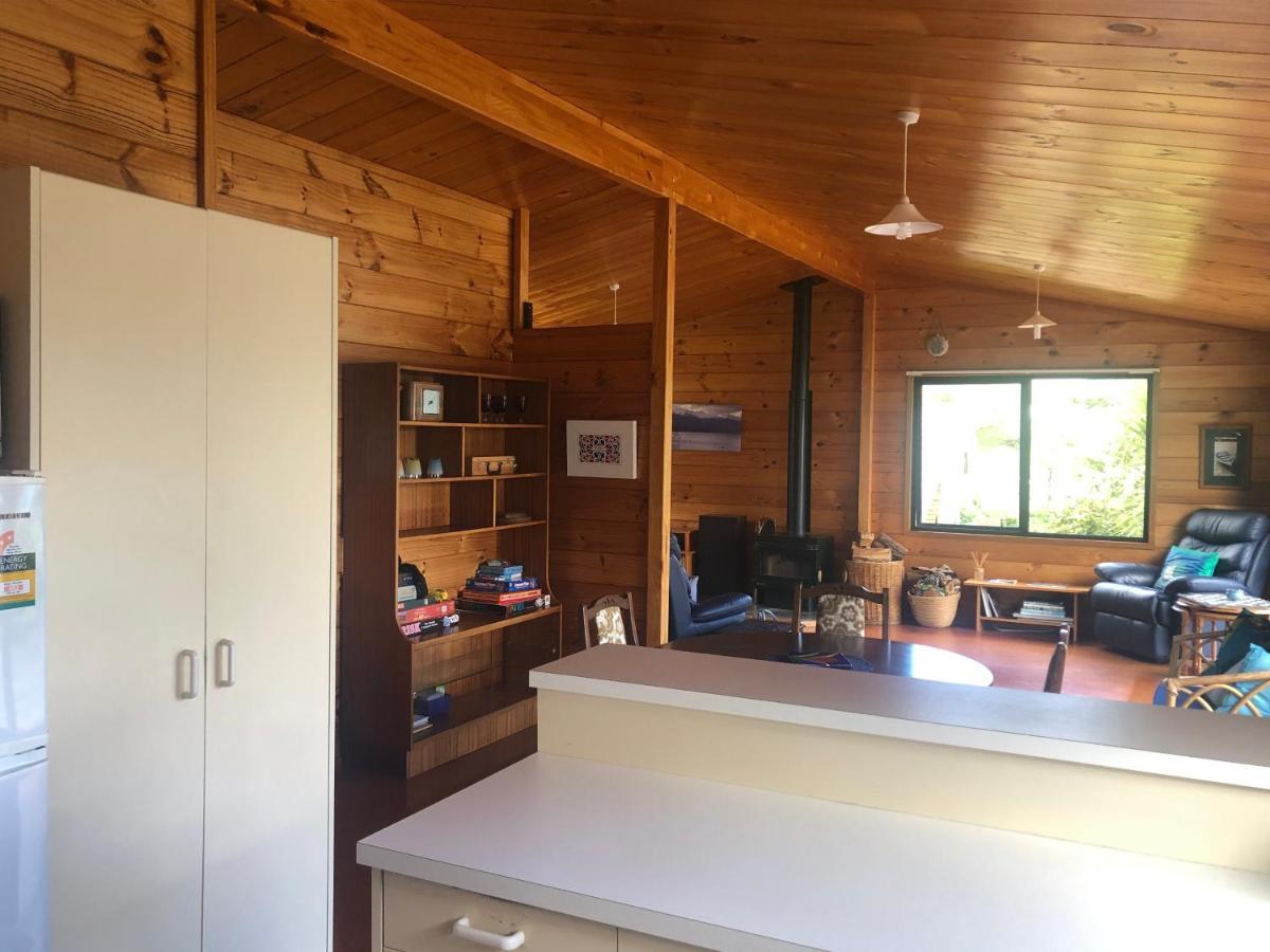 Bay View Bach Villa Raglan Eksteriør bilde